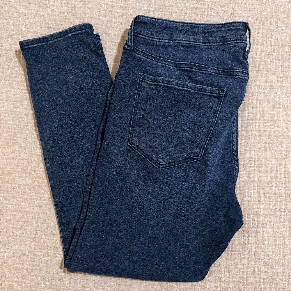 Brand new! Old Navy high-rise Rock Star super skinny secret-smooth 16 short